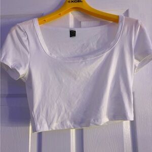 SHEIN White Scoop Cropped Tee